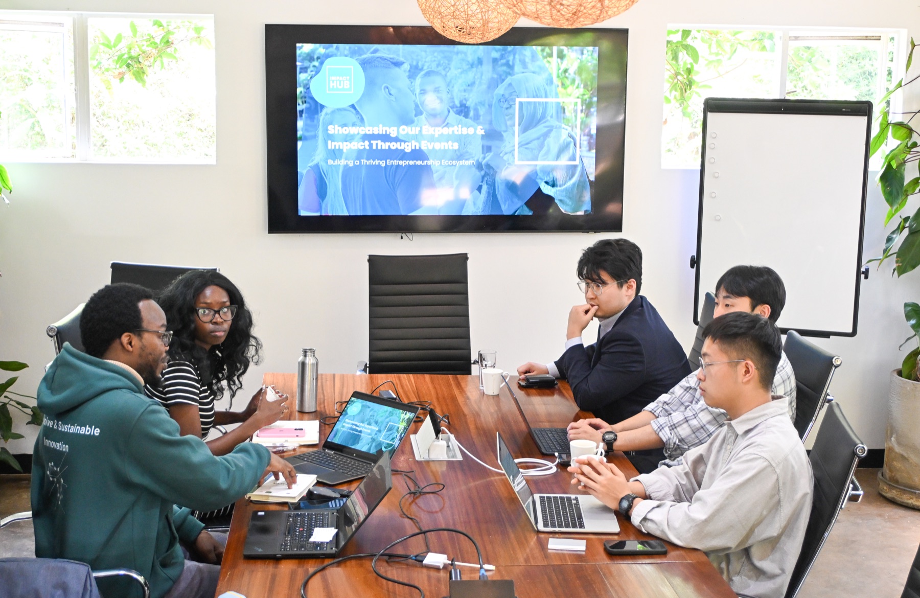 Impact Hub Nairobiでの協力ミーティング